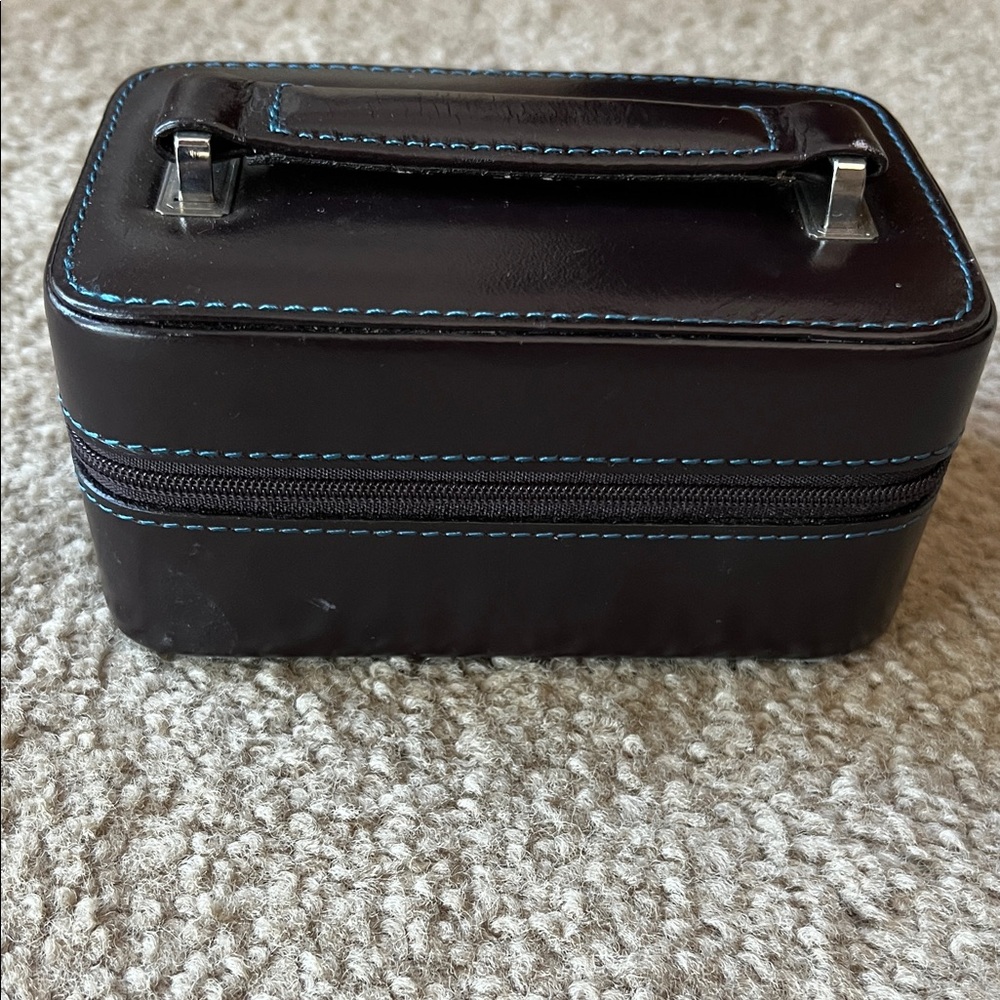 Nordstrom Black Leather Travel Jewelry Box Organizer Zippered Case Storage